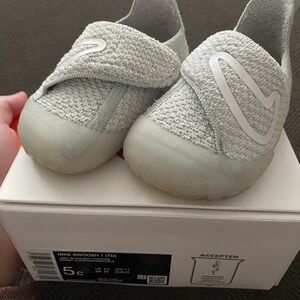 Nike Swoosh 1 Kids Shoes - Gray